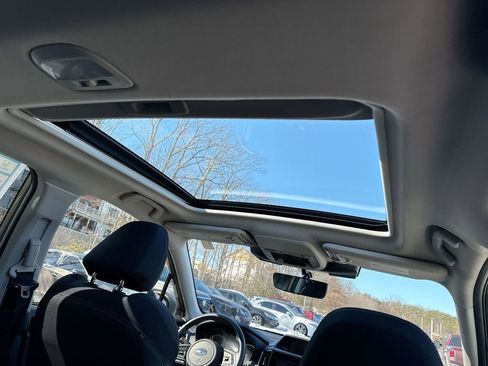 Used 2023 Subaru Forester Premium image 16