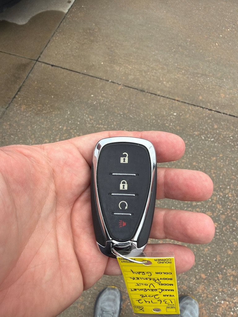 Used 2018 Chevrolet Volt Premier w/ Driver Confidence Package FWD image 29