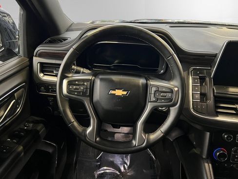 Used 2023 Chevrolet Suburban LT image 29