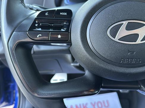 Used 2025 Hyundai Elantra Sport image 17