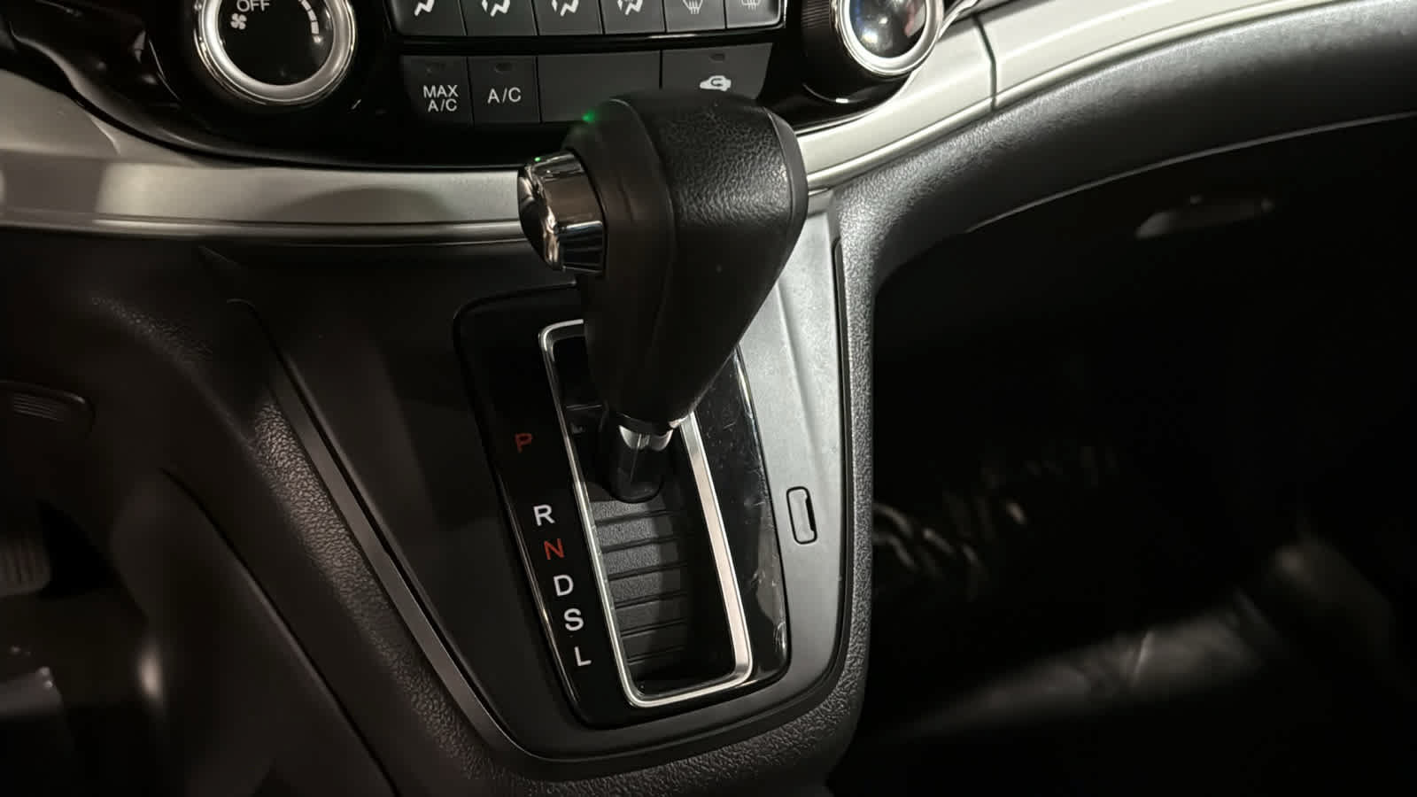 Used 2016 Honda CR-V LX image 16
