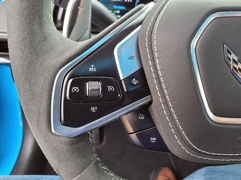 Used 2024 Chevrolet Corvette Stingray Premium Cpe w/ Z51 Performance Package image 22