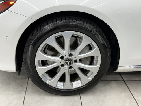 Used 2017 Mercedes-Benz E 300 4MATIC image 38