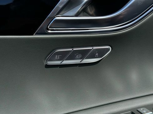 Used 2025 Genesis GV80 2.5T Standard image 24