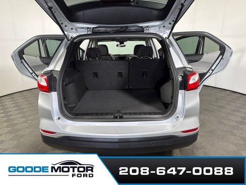 Used 2020 Chevrolet Equinox LS w/ LS Convenience Package FWD image 21