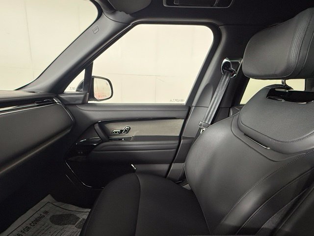 New 2026 Land Rover Range Rover SV AWD/4WD image 24