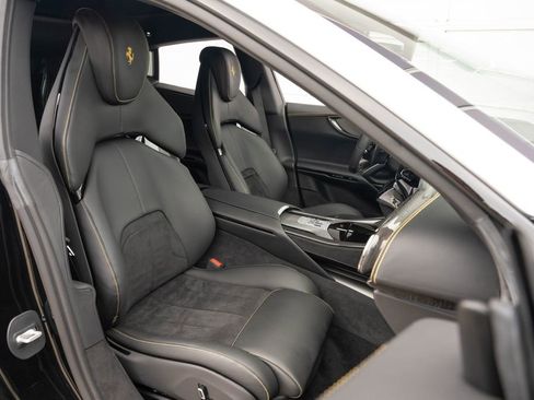 Used 2024 Ferrari Purosangue image 61