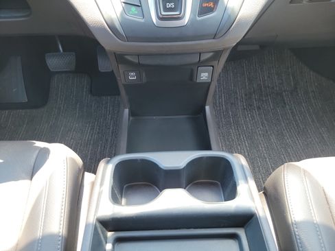 Used 2022 Honda Odyssey EX-L image 16