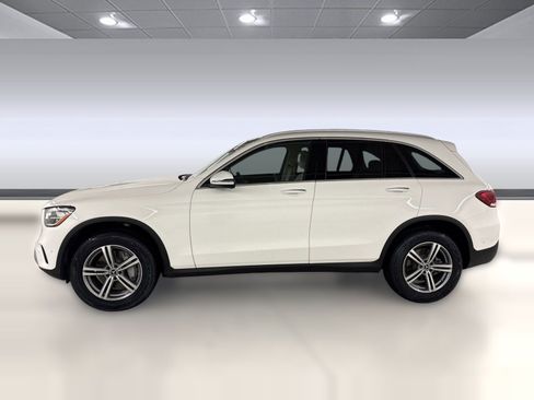 Certified 2022 Mercedes-Benz GLC 300 4MATIC image 2