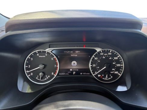 Used 2023 Nissan Rogue SV image 16