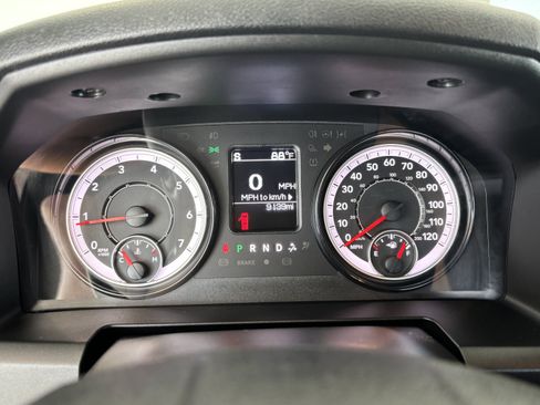 Used 2024 RAM 1500 Tradesman w/ Chrome Plus Package AWD/4WD image 11