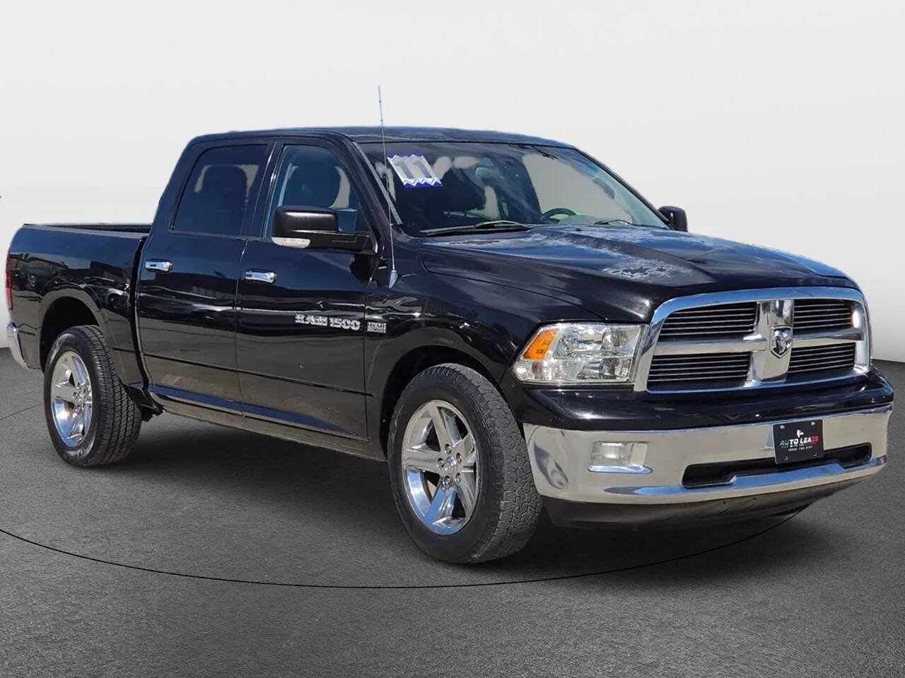 Used 2011 RAM 1500 Lone Star RWD image 2