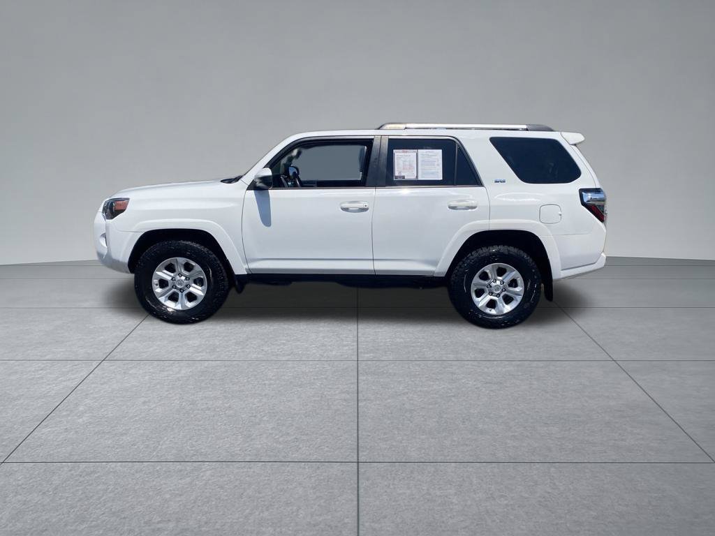 Used 2021 Toyota 4Runner SR5 AWD/4WD image 3