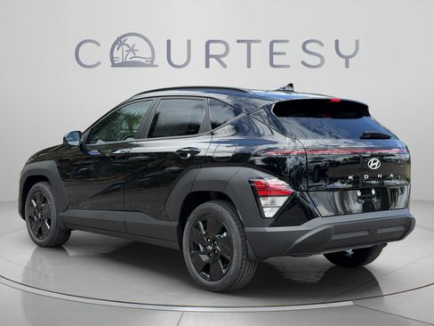 New 2027 Hyundai Kona SEL Sport FWD image 3