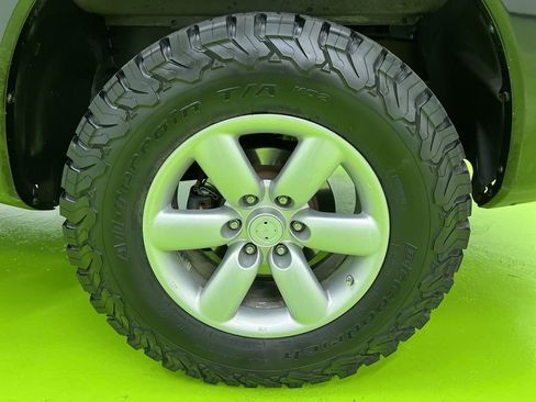 Used 2008 Nissan Titan SE RWD image 15