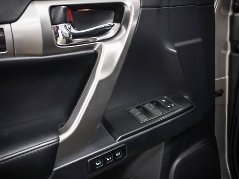 Certified 2022 Lexus GX 460 Premium image 12