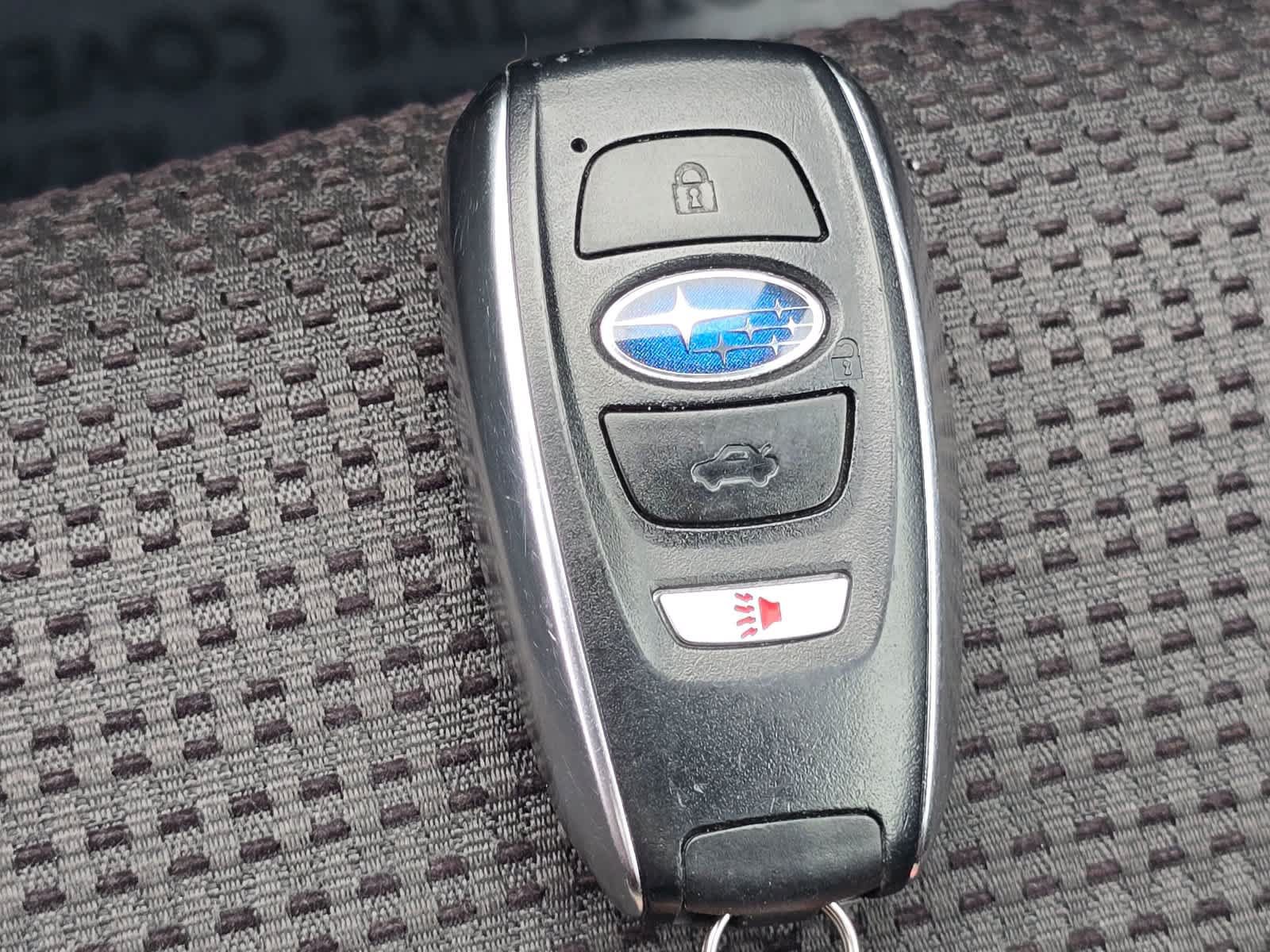 Certified 2025 Subaru Outback Premium AWD/4WD image 32