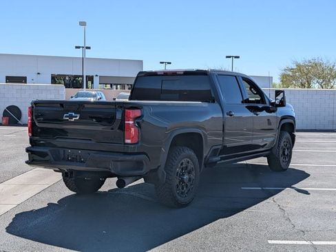 Used 2024 Chevrolet Silverado 2500 High Country w/ High Country Premium Package image 5