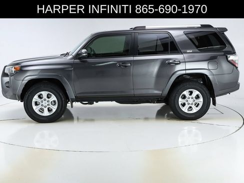 Used 2020 Toyota 4Runner SR5 Premium w/ Moonroof Package AWD/4WD image 2