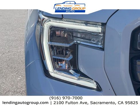 Used 2021 GMC Sierra 1500 AT4 w/ Technology Package AWD/4WD image 7