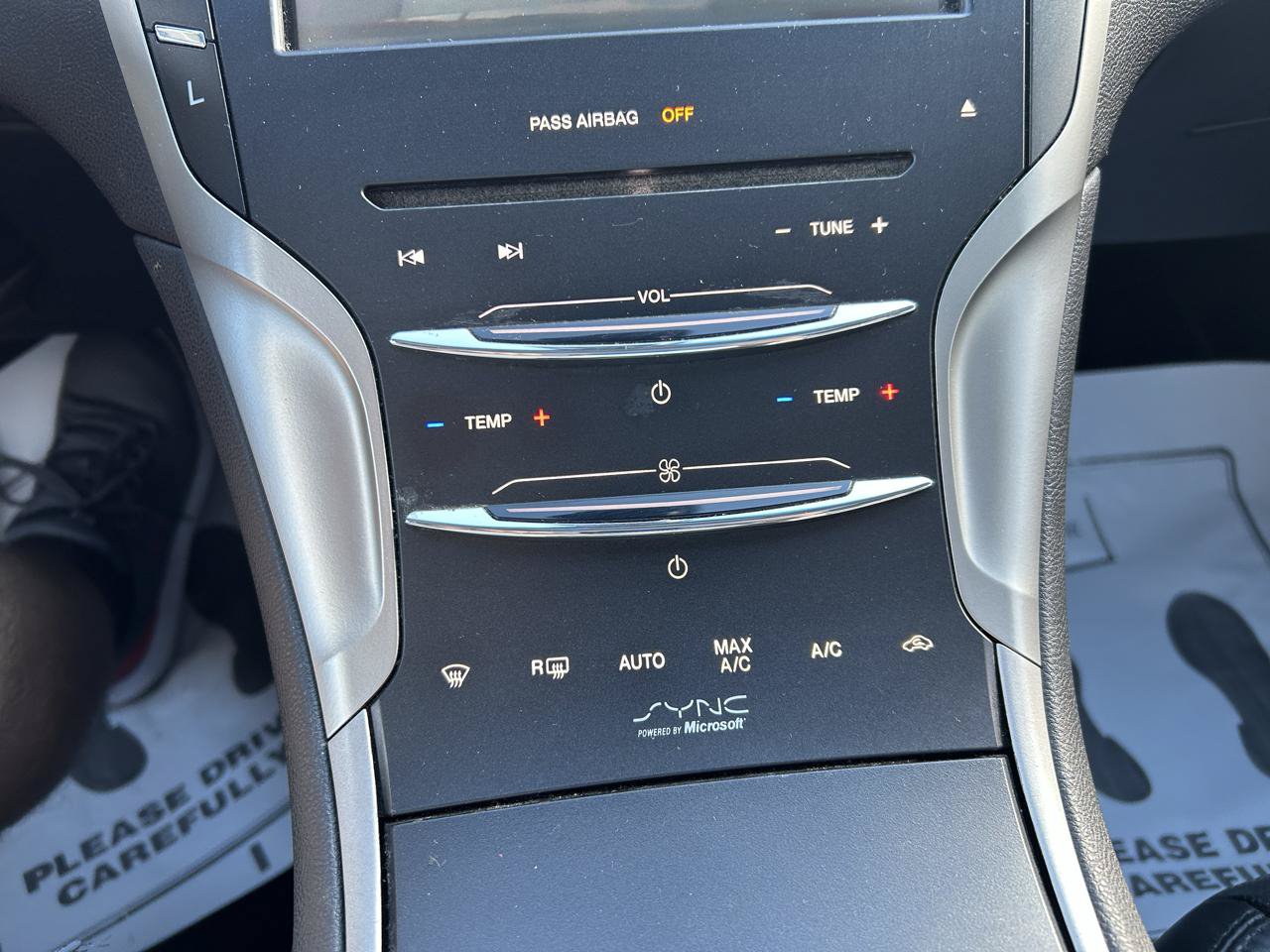 Used 2014 Lincoln MKZ Hybrid FWD image 25