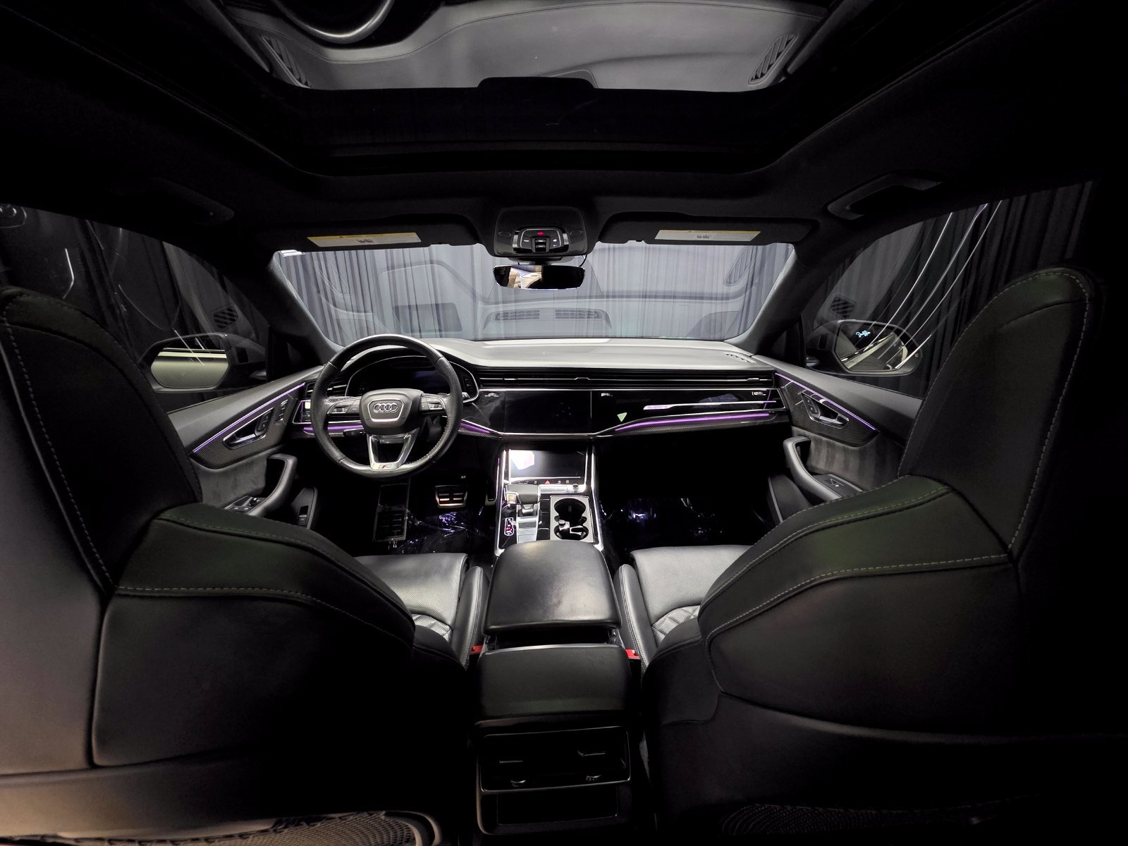 Used 2020 Audi SQ8 Prestige w/ Prestige Package AWD/4WD image 2