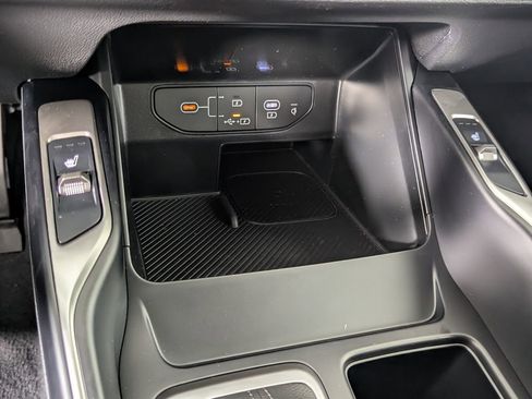 New 2026 Kia Sorento S w/ S Panoramic Sunroof Package FWD image 23