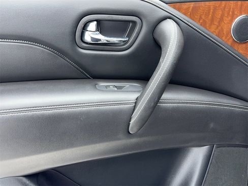 Used 2018 INFINITI QX80 2WD image 41