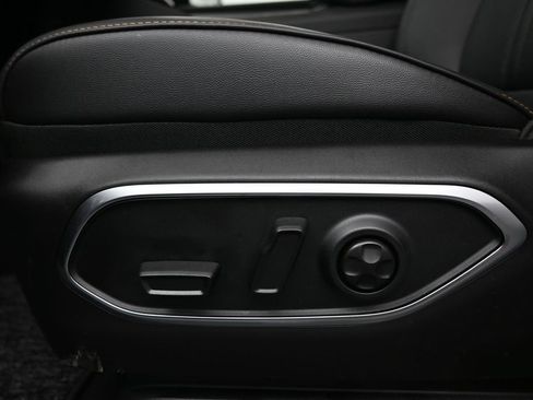 New 2026 Jeep Grand Wagoneer 4WD image 5