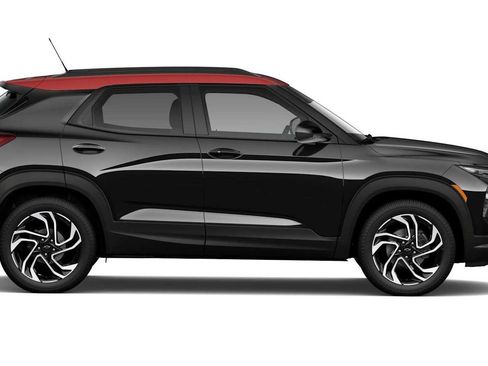 New 2026 Chevrolet TrailBlazer RS w/ Driver Confidence Package FWD image 3