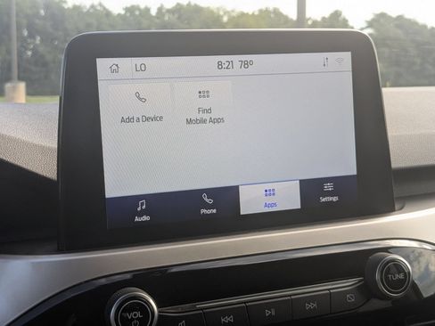 Used 2020 Ford Escape SE FWD image 24