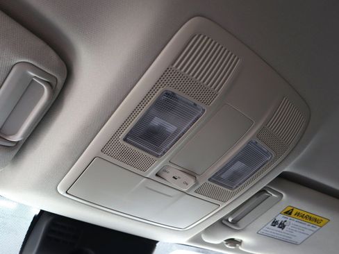 Used 2021 MAZDA CX-5 Touring image 21