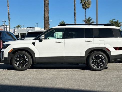 Used 2025 Hyundai Santa Fe SEL image 7