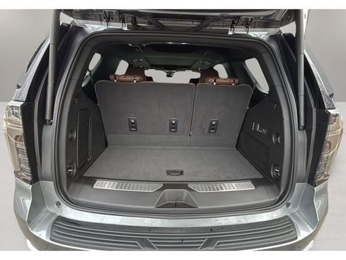 Certified 2025 Chevrolet Tahoe High Country image 32