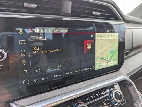 Used 2024 GMC Sierra 2500 Denali w/ Denali Reserve Package image 30