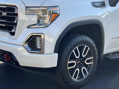 Used 2019 GMC Sierra 1500 AT4 w/ AT4 Premium Package image 9