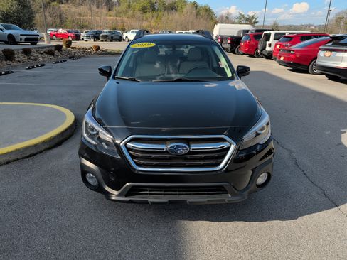 Used 2019 Subaru Outback 2.5i Limited image 3