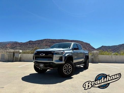 Used 2024 Chevrolet Colorado ZR2 w/ Safety Package AWD/4WD image 1