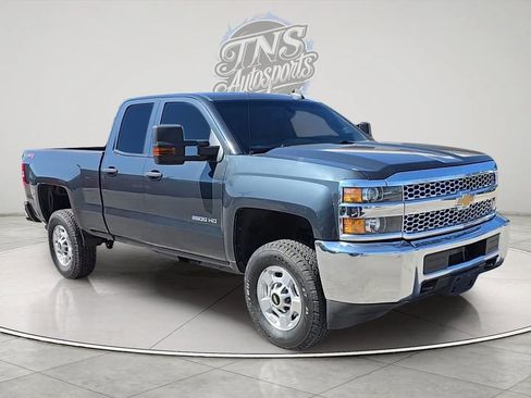 Used 2019 Chevrolet Silverado 2500 W/T AWD/4WD image 8