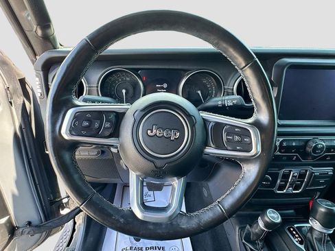 Used 2023 Jeep Wrangler Unlimited Sahara w/ Cold Weather Group AWD/4WD image 12