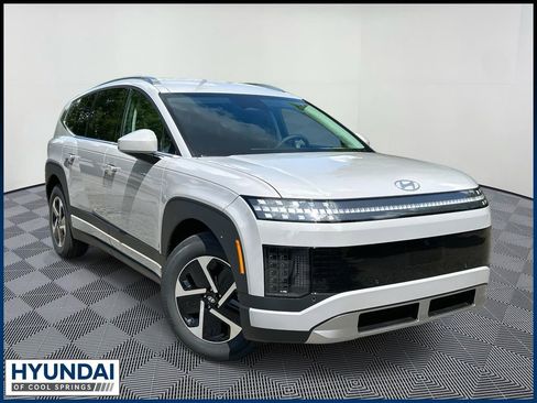 New 2026 Hyundai Ioniq 9 SE image 1