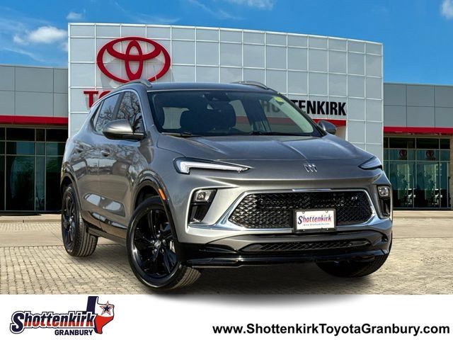 Used 2024 Buick Encore GX Sport Touring w/ Comfort Package FWD image 1