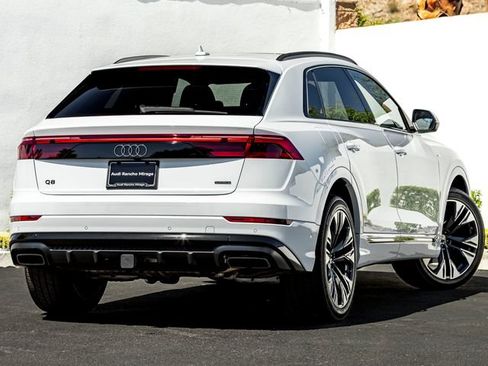Used 2026 Audi Q8 Premium Plus AWD/4WD image 7