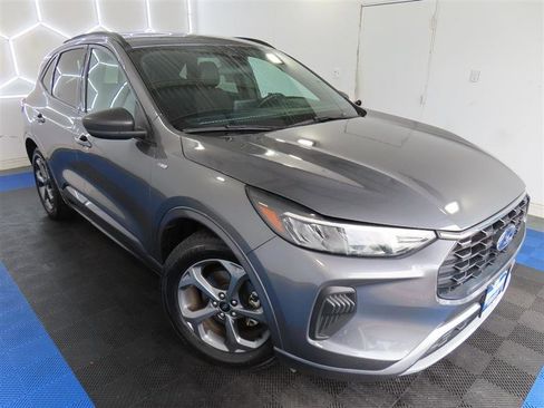 Used 2024 Ford Escape ST-Line FWD image 5