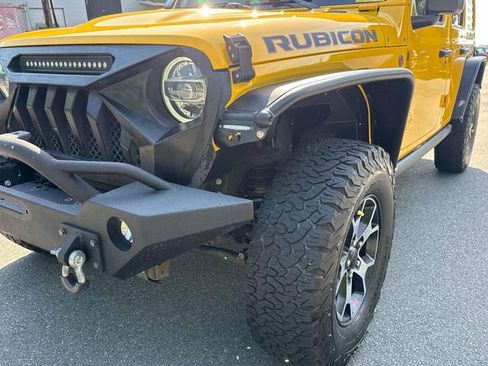 Used 2019 Jeep Wrangler Unlimited Rubicon AWD/4WD image 36