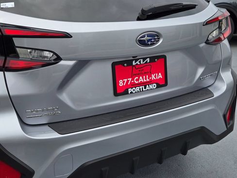 Used 2024 Subaru Crosstrek 2.0i Premium AWD/4WD image 14