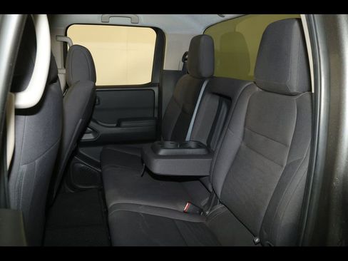 Used 2022 Nissan Frontier S w/ Technology Package AWD/4WD image 14