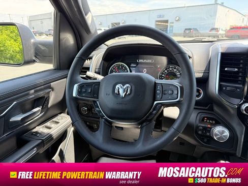 Used 2025 RAM 1500 Laramie AWD/4WD image 15