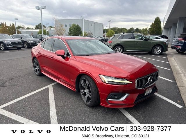 Used 2019 Volvo S60 T6 Inscription AWD/4WD image 4