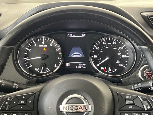 Used 2017 Nissan Rogue Sport SL w/ SL Premium Package FWD image 17